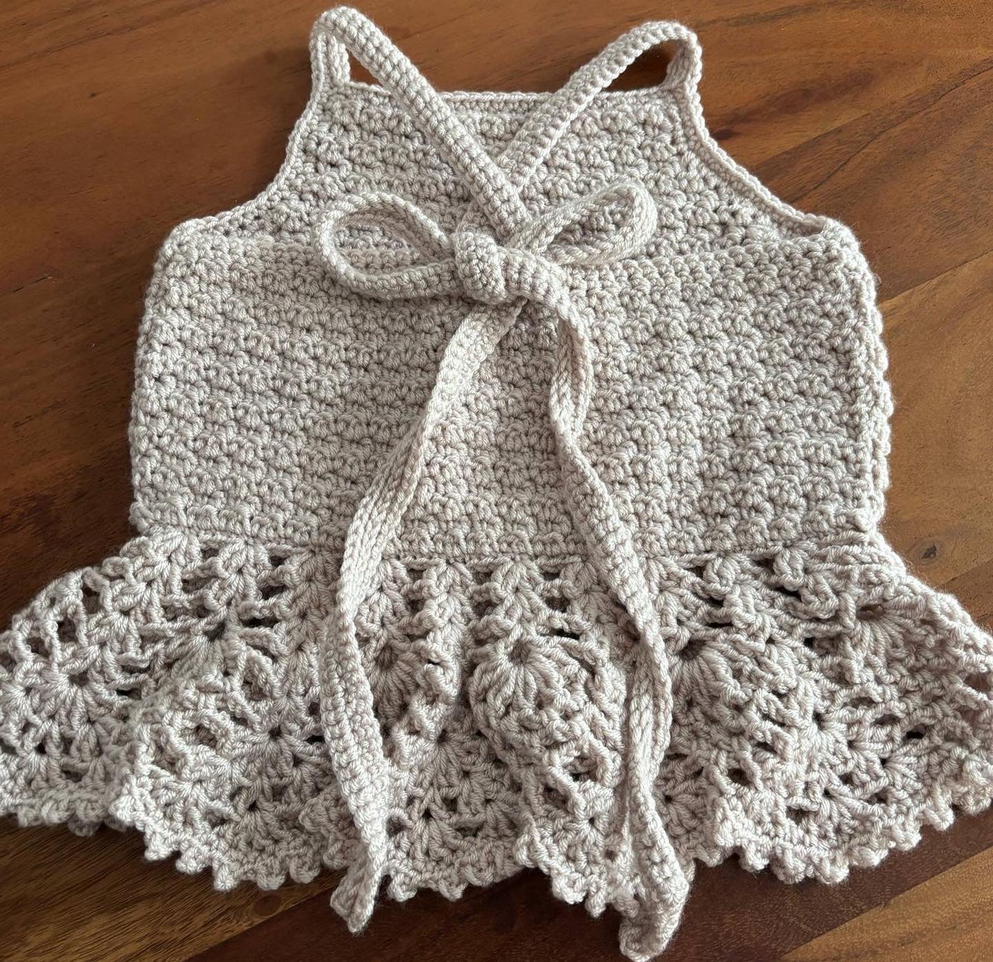 26S - Ziah Detailed Cross Crochet Top