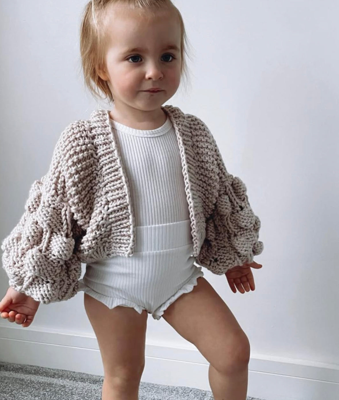 AW1 - Open Bubble Sleeve Cardigan