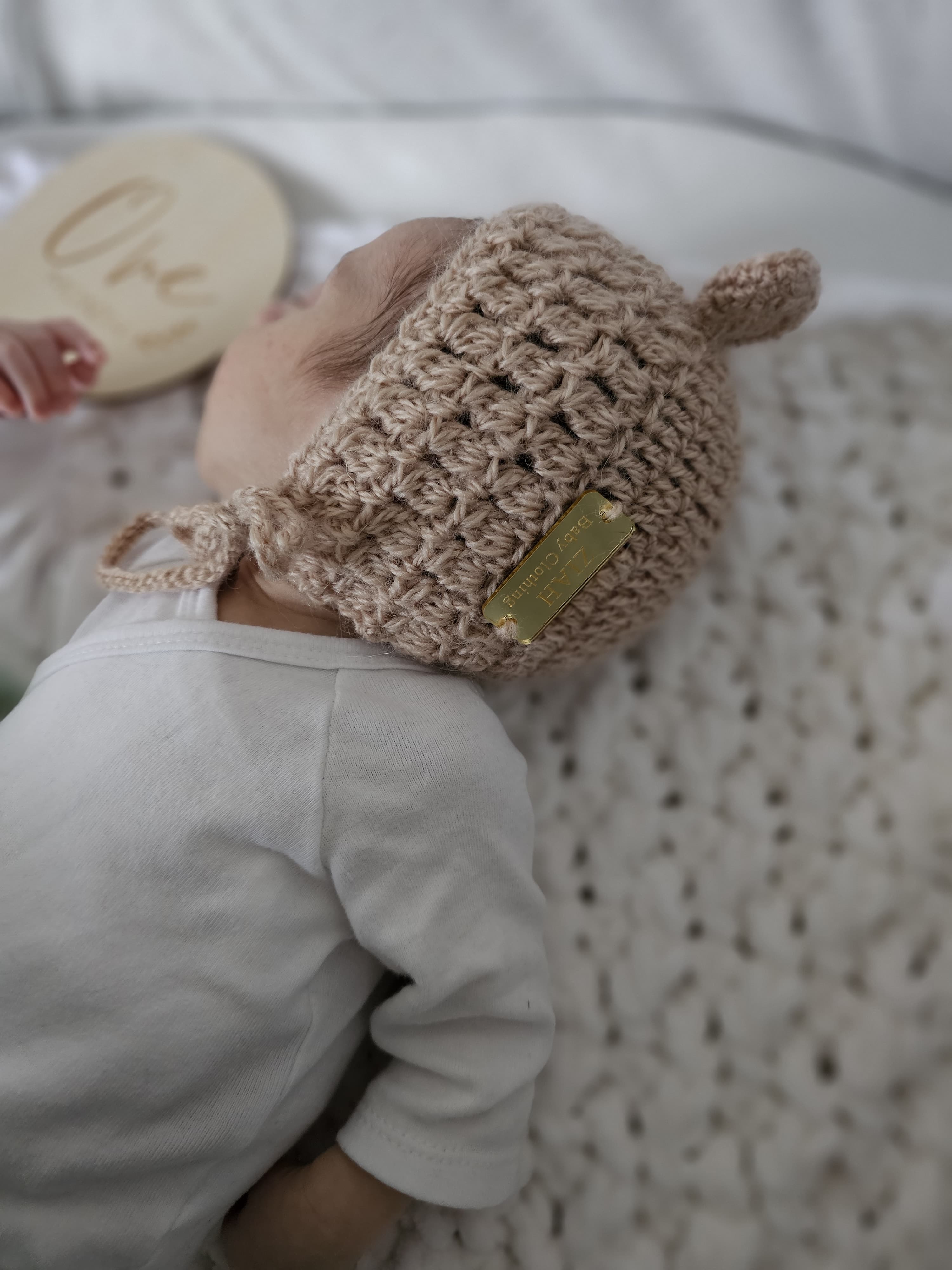AW1 - Ziah Mohair Bear Bonnet & Booties Beige