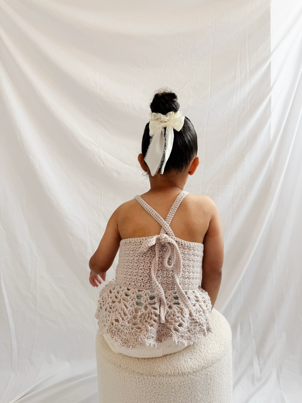 26S - Ziah Detailed Cross Crochet Top